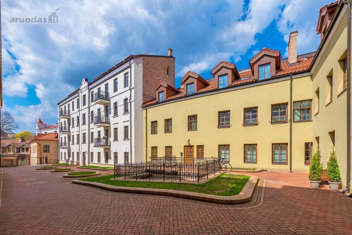 Uzupis Apartments - Old Town Vilnius Buitenkant foto